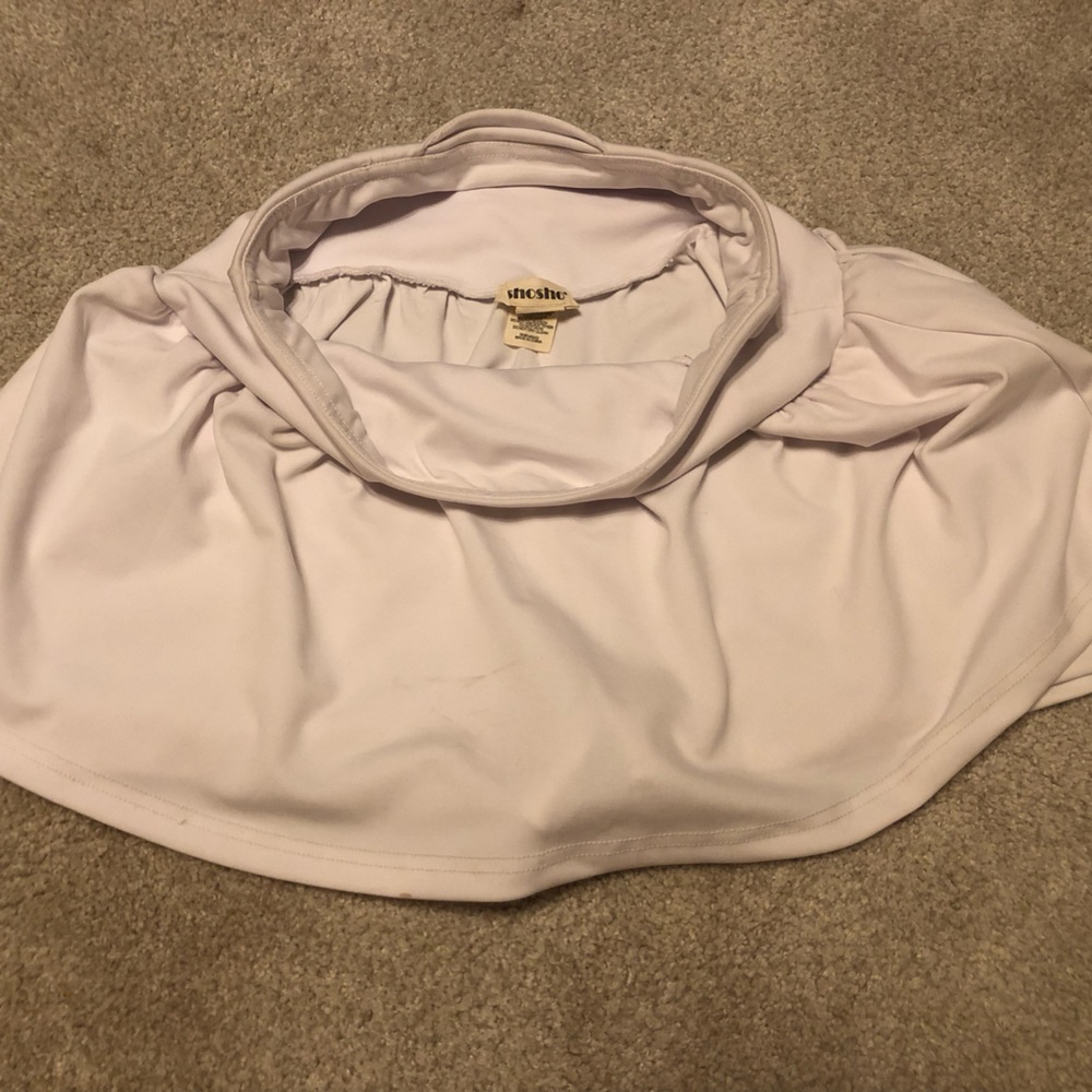 SHOSHO WHITE TENNIS SKIRT SIZE LARGE